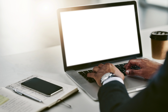 O Fim do Papel na Gestão Pública: Como a Digitalização Impulsiona a Eficiência